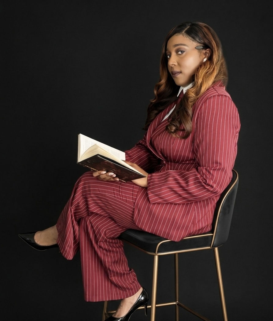 Full-length photo of author Luxe, alternate pose